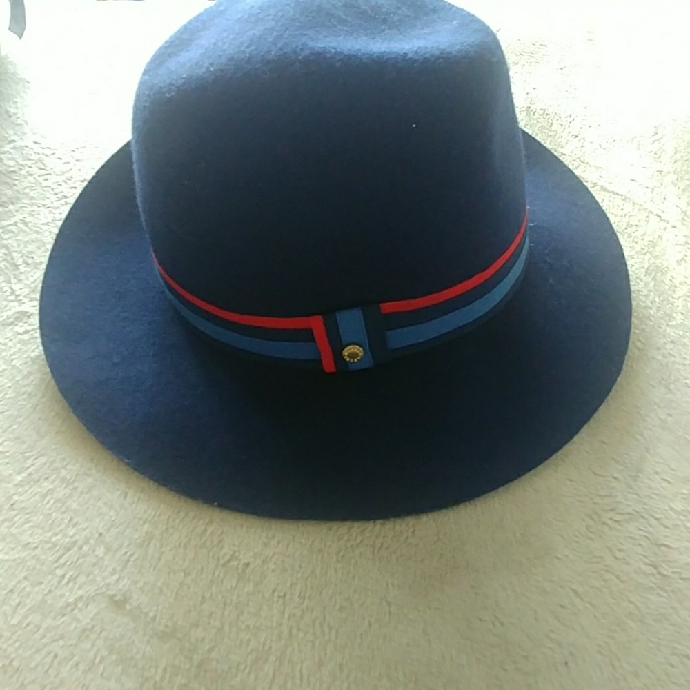 BCBG Hat